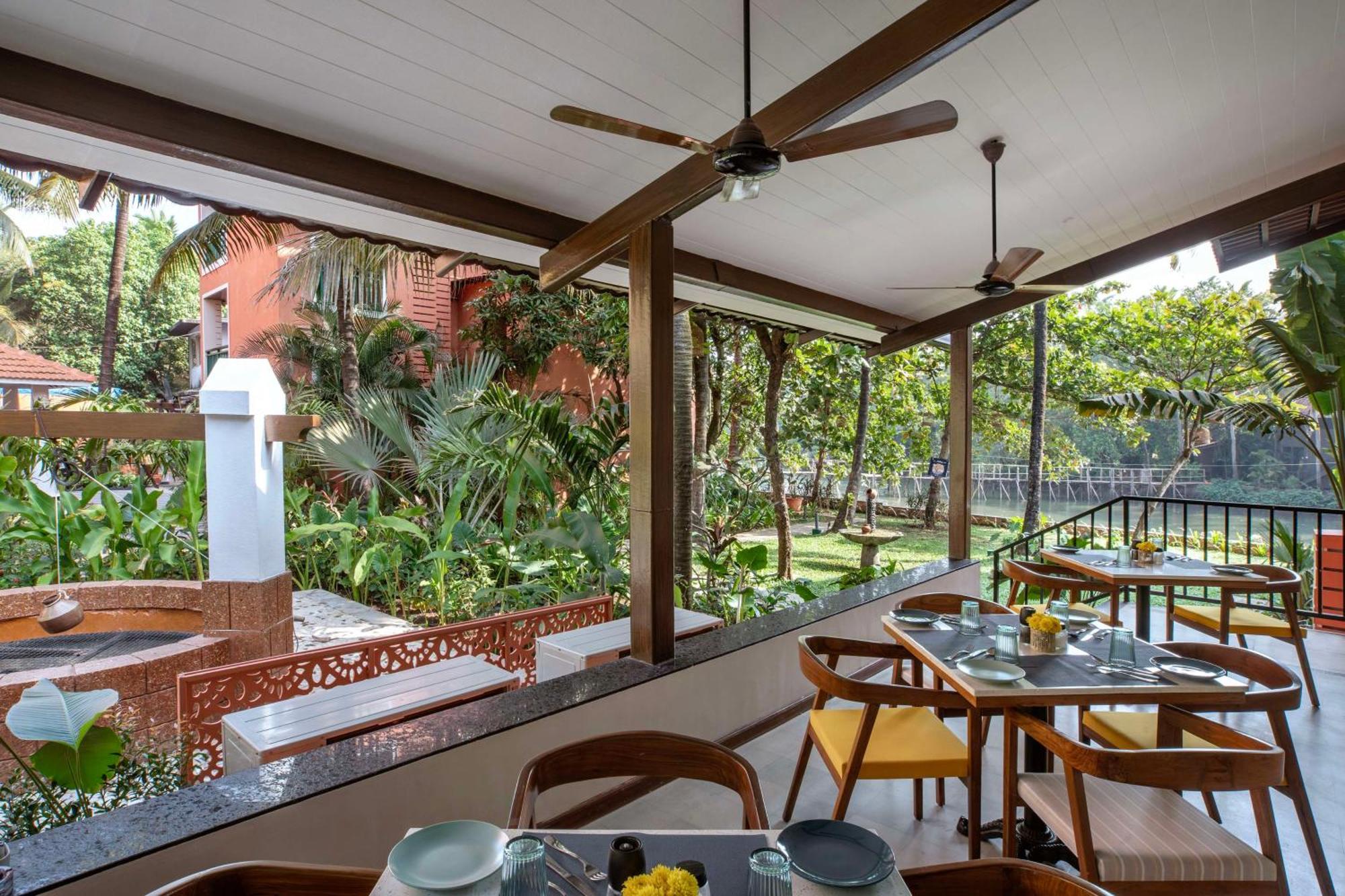 Mandrem Beach Resort, A Member Of Radisson Individuals Retreat Exteriér fotografie