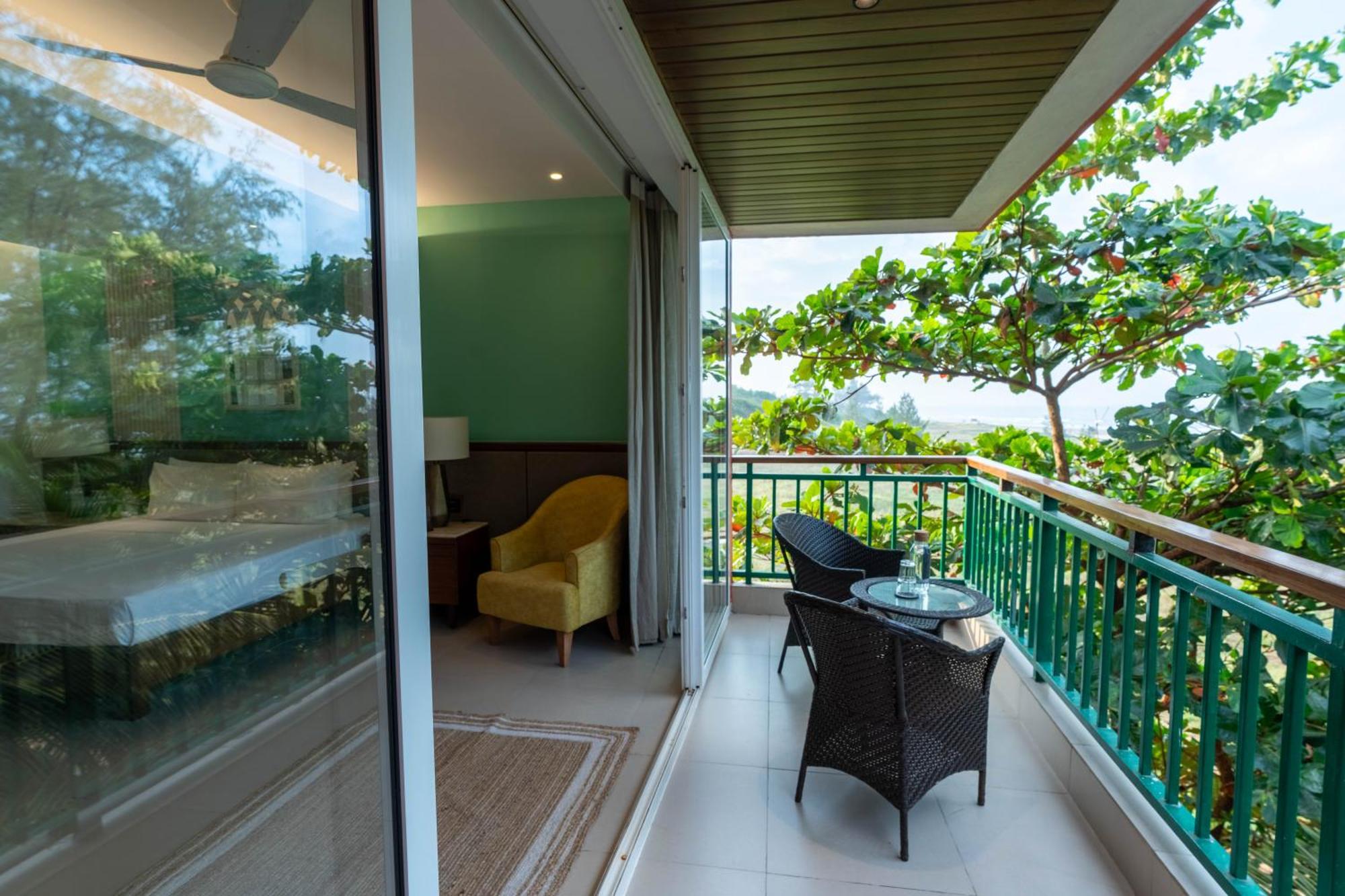 Mandrem Beach Resort, A Member Of Radisson Individuals Retreat Exteriér fotografie