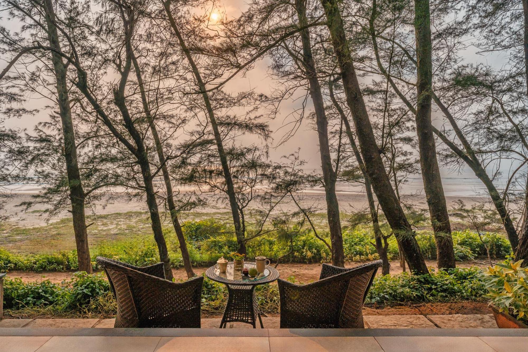 Mandrem Beach Resort, A Member Of Radisson Individuals Retreat Exteriér fotografie