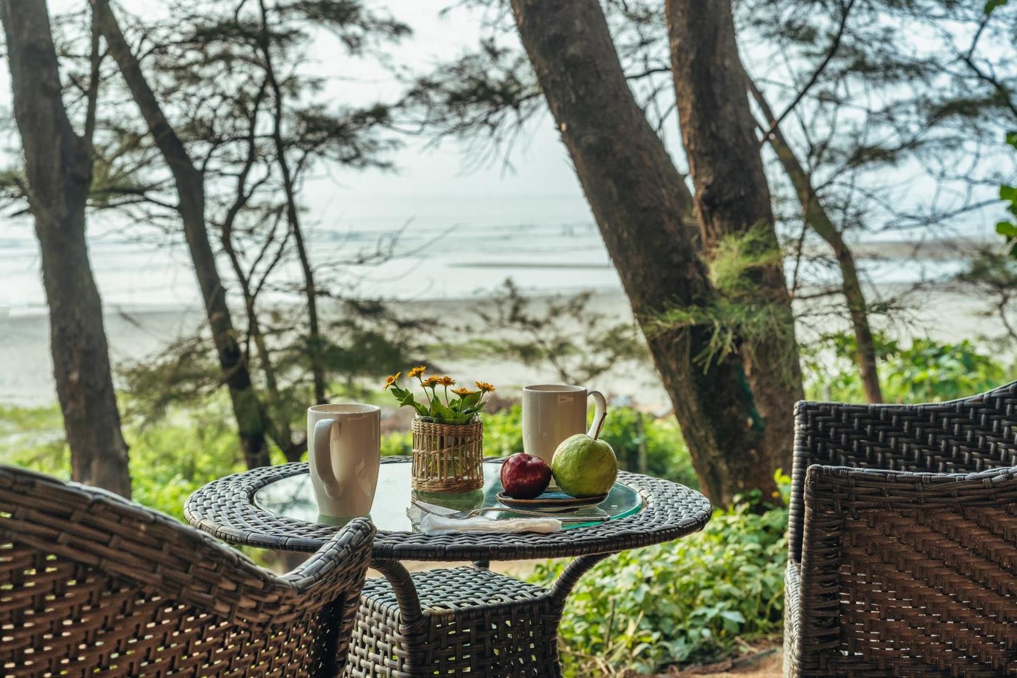 Mandrem Beach Resort, A Member Of Radisson Individuals Retreat Exteriér fotografie