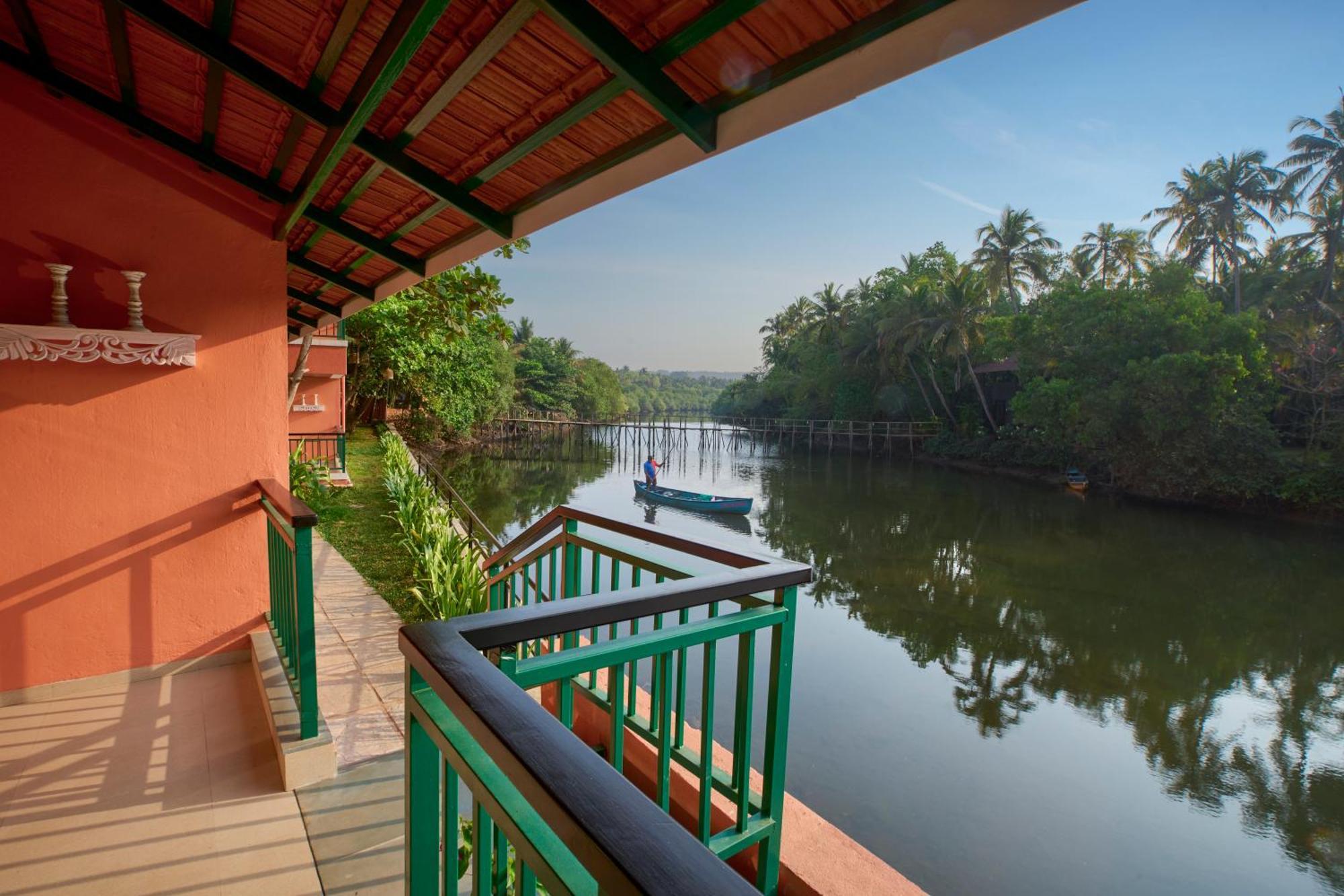 Mandrem Beach Resort, A Member Of Radisson Individuals Retreat Exteriér fotografie