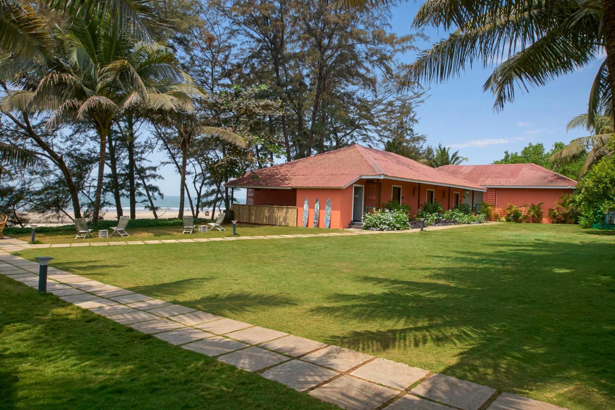 Mandrem Beach Resort, A Member Of Radisson Individuals Retreat Exteriér fotografie